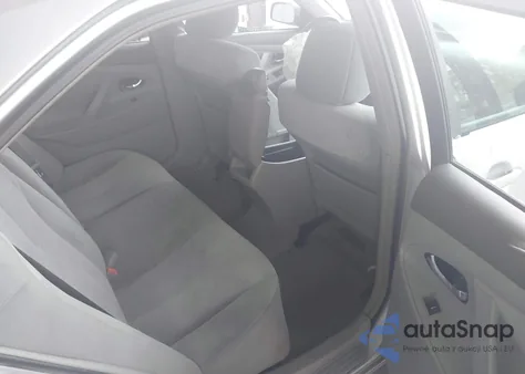 2011 Toyota Camry Le from USA, damaged, VIN 4T1BF3EK1BU660218